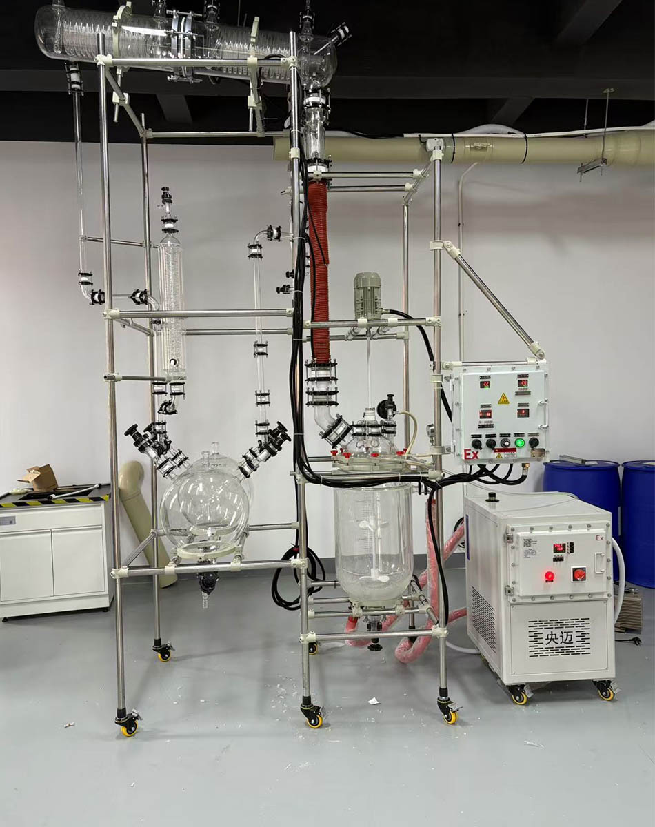 Glass Distillation Reactor